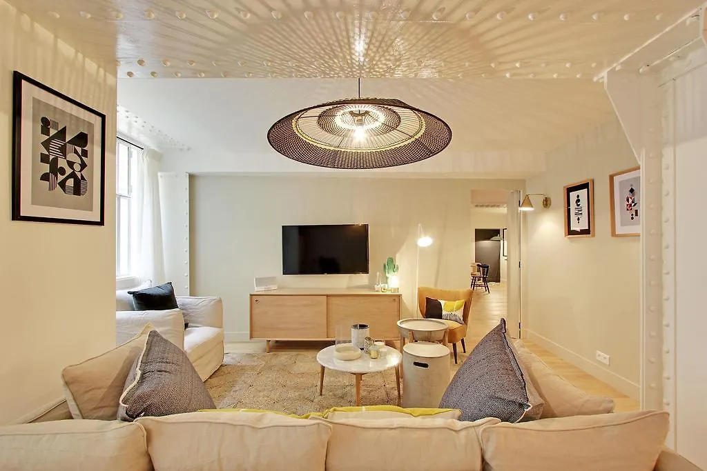 Pick A Flat's In Etienne Marcel - Rue Du Jour Apartment Paris